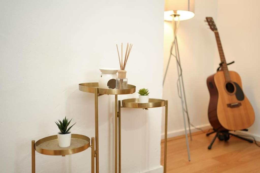 Oasis Flat With High-speed Broadband And Free Parking Apartament *